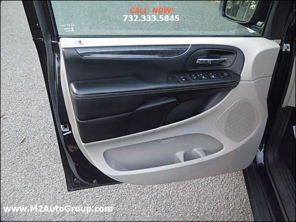 2014 Chrysler Town Country Touring 4dr Mini Van - - by for sale in East Brunswick, NJ – photo 19