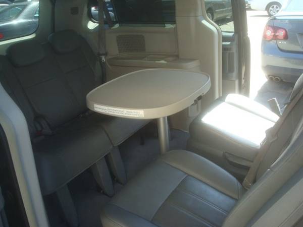 2008 Chrysler Town & Country Public Auction Opening Bid for sale in Mission Valley, CA – photo 3