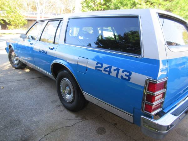 ** 1985 Chevrolet Caprice Classic NYPD Unit** - cars & trucks - by... for sale in Queens Village, NY – photo 3