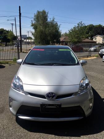 2014 Toyota Prius III 42K Miles Solar Panel & Sunroof for sale in Portland, OR – photo 2