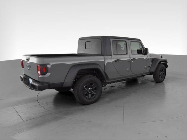 2020 Jeep Gladiator Sport Pickup 4D 5 ft pickup Gray - FINANCE... for sale in Madison, WI – photo 11
