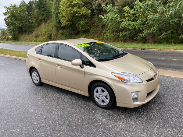 2011 Toyota Prius - cars & trucks - by dealer - vehicle automotive... for sale in Marshall, NC – photo 9