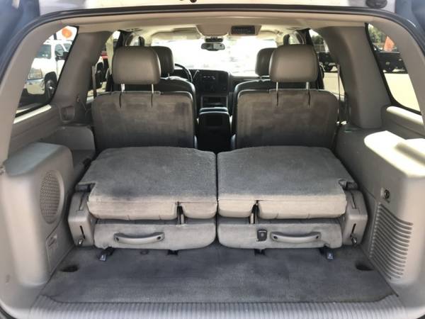 2005 Chevrolet Tahoe Lt heated Leather 3 rows of seating for sale in Wheat Ridge, CO – photo 17