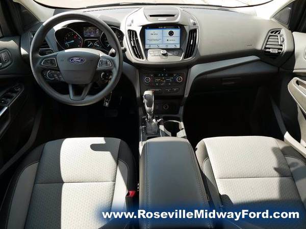 2018 Ford Escape Se - - by dealer - vehicle automotive for sale in Roseville, MN – photo 18