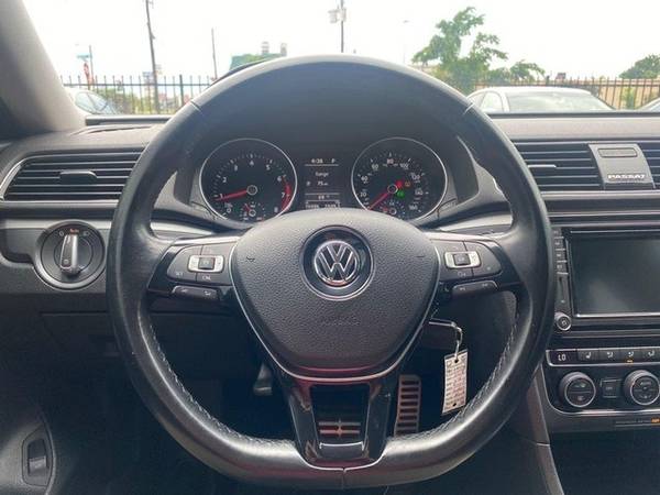 2018 Volkswagen Passat R-Line - - by dealer - vehicle for sale in Spring, TX – photo 20