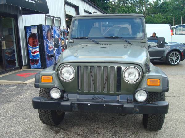 2001 Jeep Wrangler Sport *5 sp Manual for sale in Crystal Lake, IL – photo 2