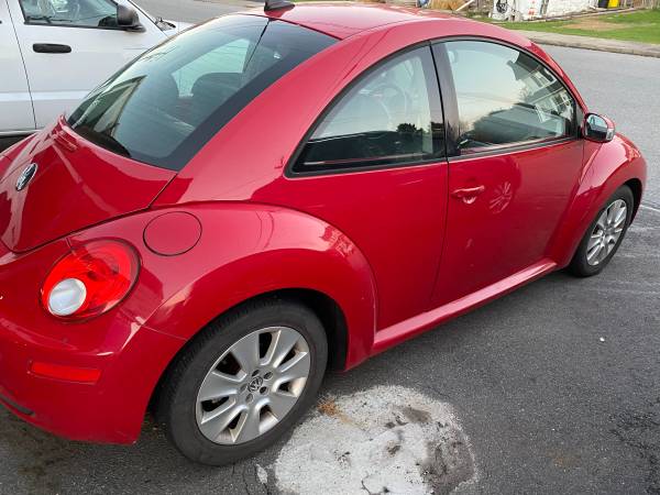 09 VW Beetle Fully Loaded - cars & trucks - by dealer - vehicle... for sale in Bangor, PA – photo 4