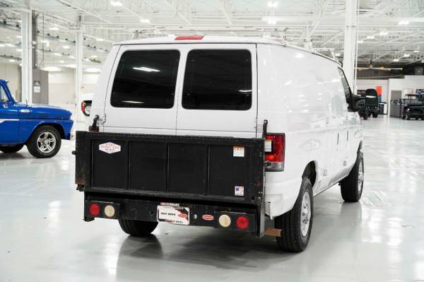 2013 Ford Econoline Cargo Van E-250 Commercial Car - cars & for sale in Jonesboro, GA – photo 10