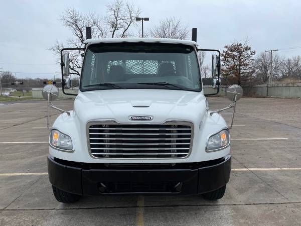 2013 Freightliner M2 106 Flatbed Truck - - by dealer for sale in Oak Grove, IN – photo 10