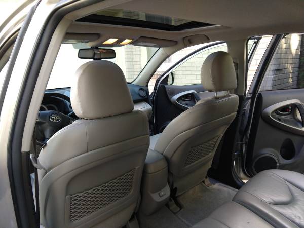 2010 Toyota Rav4 Limited for sale in Neenah, WI – photo 7