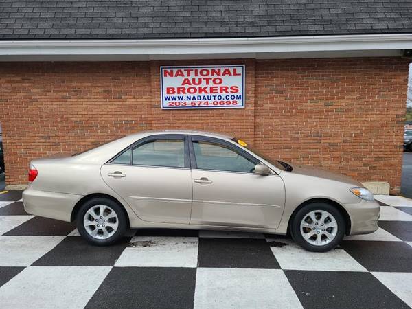 2005 Toyota Camry 4dr Sdn XLE Auto (TOP RATED DEALER AWARD 2018 ! for sale in Waterbury, CT – photo 2