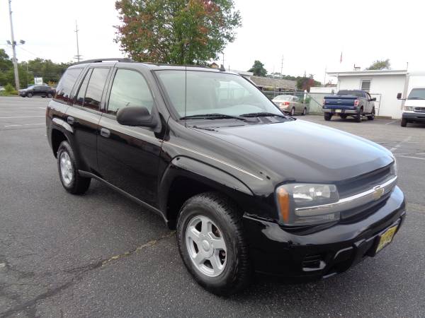 2006 CHEVY TRAIL BLAZER--BLACK-- with only 88000 miles for sale in Toms River, NJ – photo 2
