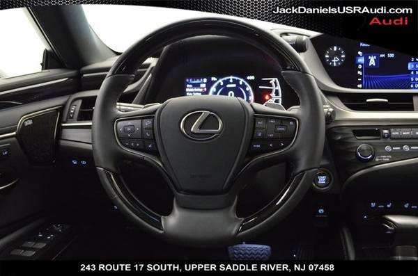 2019 Lexus ES 350 for sale in Upper Saddle River, NY – photo 13