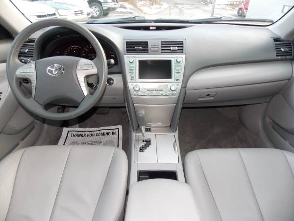 2007 Toyota Camry Hybrid ( low mileage, clean, loaded ) - cars & for sale in Carlisle, PA – photo 13