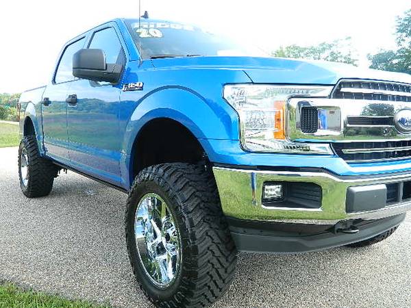 2020 FORD F150 CREW CAB LIFTED 4X4 - cars & trucks - by dealer -... for sale in Staunton, VA – photo 7