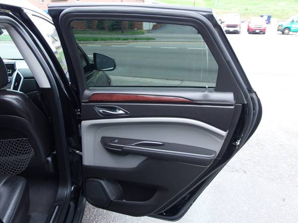 2011 Cadillac SRX Luxury AWD - - by dealer - vehicle for sale in Roanoke, VA – photo 15