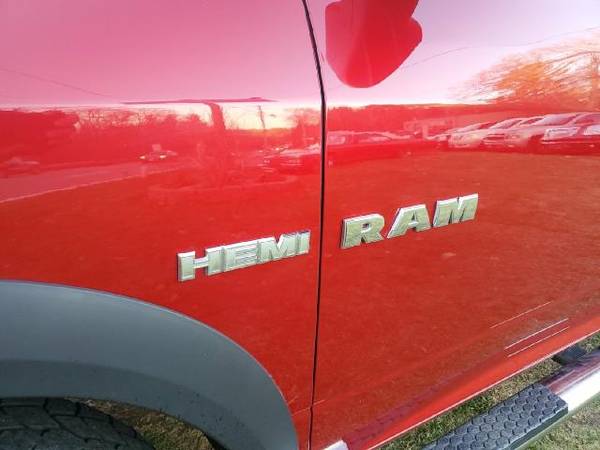 2010 Dodge Ram 1500 4WD Quad Cab 140.5 SLT - cars & trucks - by... for sale in Charlton, MA – photo 15