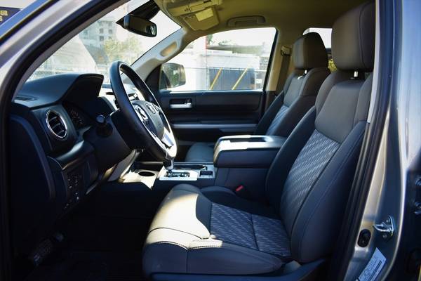 2019 Toyota Tundra SR5 4x4 4dr CrewMax Cab Pickup SB (5.7L V8)... for sale in Miami, FL – photo 13