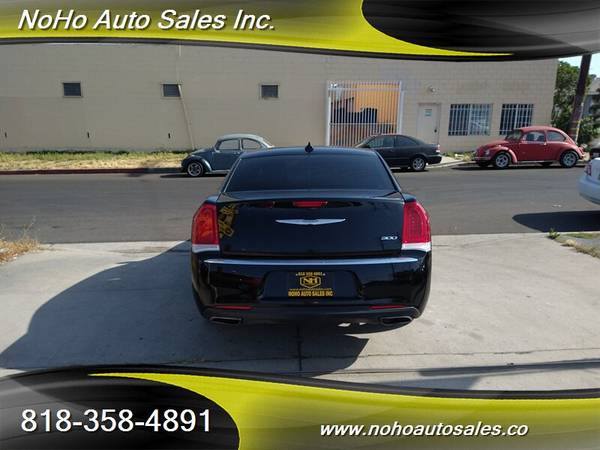 2018 Chrysler 300 Series Limited - - by dealer for sale in North Hollywood, CA – photo 6