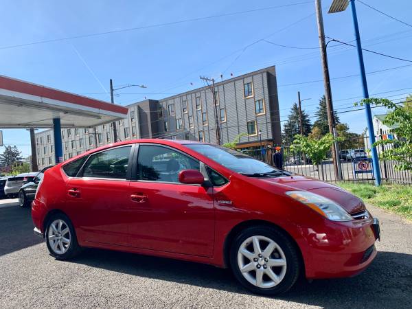 2007 Toyota Prius Fully Loaded! UltraReliable! - - by for sale in Portland, OR – photo 2