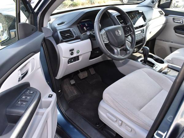 2020 Honda Pilot EX - - by dealer - vehicle automotive for sale in Spartanburg, SC – photo 4