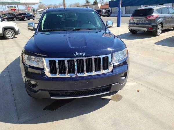 2012 JEEP GRAND CHEROKEE LIMITED - - by dealer for sale in Billings, MT – photo 2
