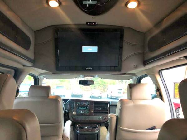 2012 GMC SAVANA ALL WHEEL DRIVE EXPLORER LIMITED SE CONVERSION VAN -... for sale in Hudson, NH – photo 14