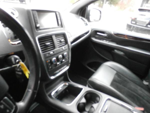 2015 Dodge Grand Caravan SXT rear DVD - - by dealer for sale in coalport, PA – photo 11