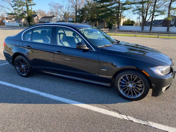 BMW 2010 335xi Black - cars & trucks - by owner - vehicle automotive... for sale in Bethpage, NY – photo 3