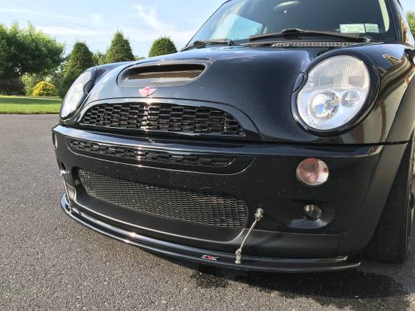 Not your sisters 03 Mini Cooper S for sale in Quincy, PA – photo 8