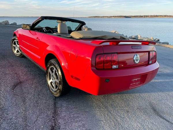 2006 Ford Mustang - Financing Available! - cars & trucks - by dealer... for sale in Junction City, IA – photo 11