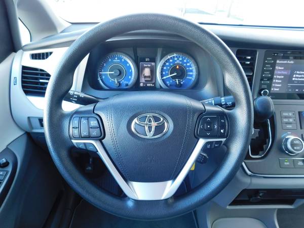 2019 Toyota Sienna LE 8-passenger van (#6924) - cars & trucks - by... for sale in Salina, KS – photo 17