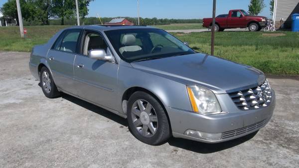 06 Cadillac DTS - - by dealer - vehicle automotive sale for sale in Hopkinsville, TN – photo 2