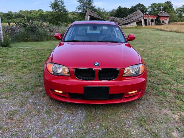 RARE BMW 128I SIX SPEED MANUAL SPORT PACKAGE! - cars & trucks - by... for sale in Attleboro, CT – photo 2