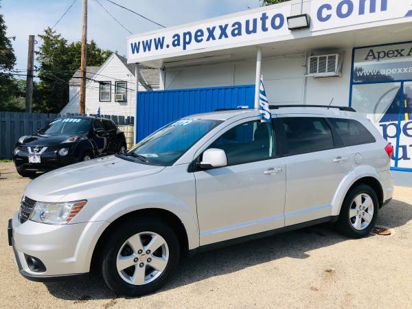 *AWD*V6*3RD ROW* 12 Dodge Journey SXT** for sale in Madison, WI