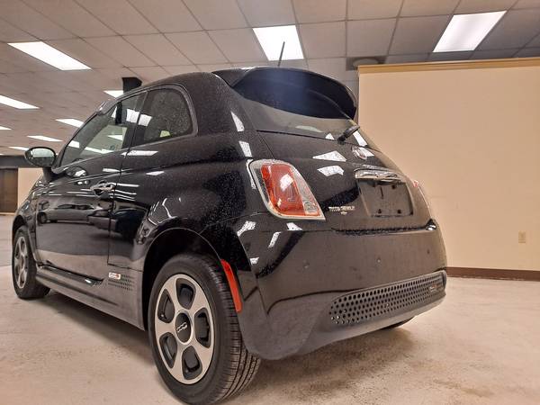 2015 FIAT 500 35k MILES CLEAN! - - by for sale in Decatur, GA – photo 9