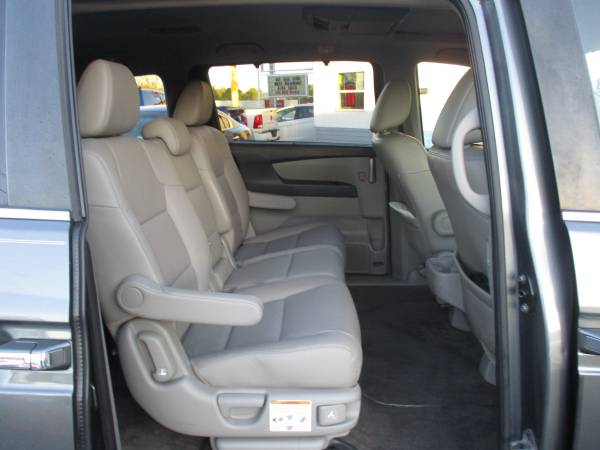 2013 Honda Odyssey EX-L Drives great, hot deal for sale in Roanoke, VA – photo 15