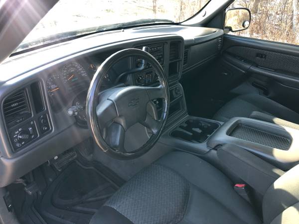 2004 Chevy Avalanche 1500 2wd * LOWERED * RUST FREE - cars & trucks... for sale in Cedar, MN – photo 6