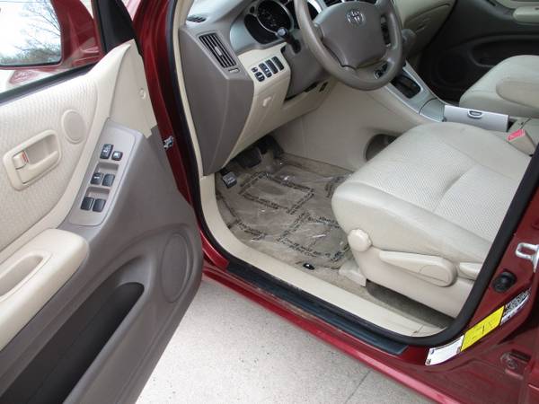 2007 Toyota Highlander Base FWD Sunroof/Sharp for sale in CENTER POINT, IA – photo 16