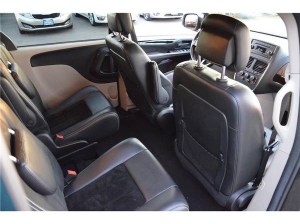 2017 Dodge Grand Caravan Passenger SXT Minivan 4D for sale in Modesto, CA – photo 14