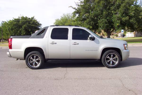 2009 CHEVY AVALANCHE LT - cars & trucks - by dealer - vehicle... for sale in Las Cruces, NM – photo 9