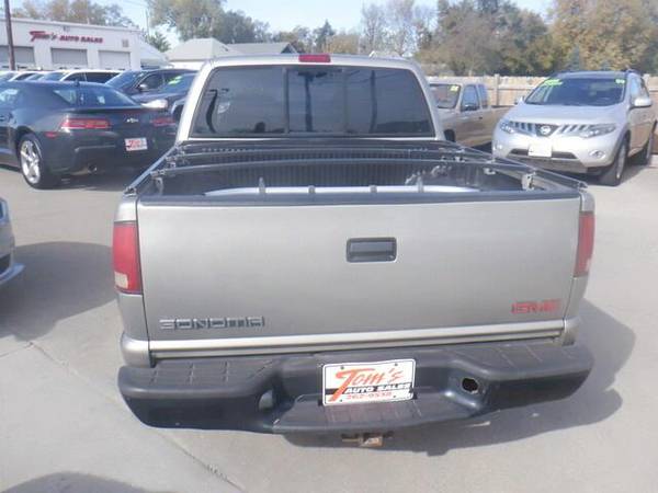 2002 GMC Sonoma SLS - cars & trucks - by dealer - vehicle automotive... for sale in Des Moines, IA – photo 9
