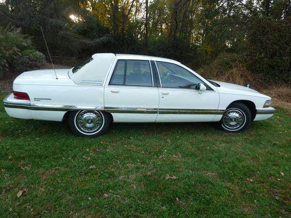 1993 Buick Roadmaster limited 69k 2nd owner! - cars & trucks - by... for sale in Huntingdon Valley, PA – photo 4