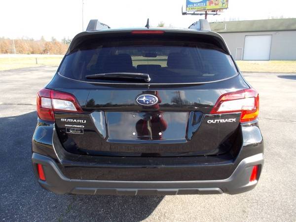 *** 2018 Subaru Outback Premium AWD w/ Eyesight Crash Avoidance*** -... for sale in Howard City, MI – photo 6