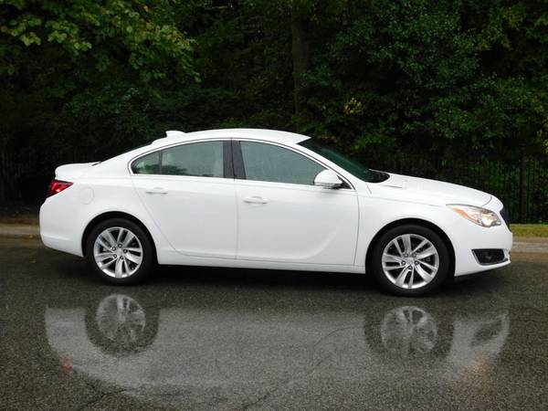 2016 *Buick* *Regal* *4dr Sedan Turbo FWD* WHITE for sale in Fayetteville, AR – photo 2