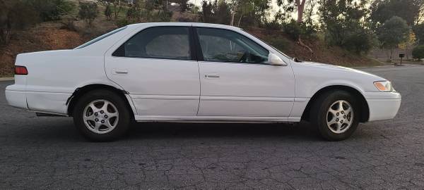 4 Cylinder Toyota Camry - cars & trucks - by owner - vehicle... for sale in Alpine, CA – photo 3