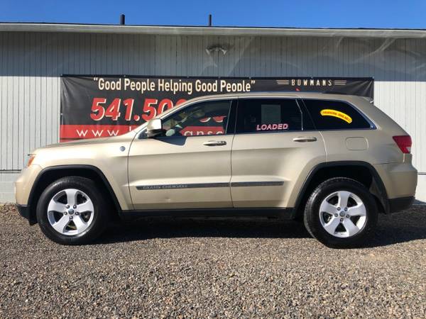 2011 Jeep Grand Cherokee LAREDO for sale in Central Point, OR – photo 2