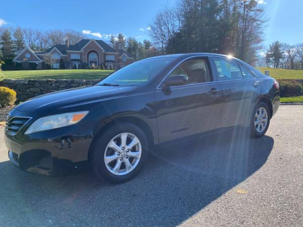 2011 TOYOTA CAMRY LOW MILES NAVIGATION!!!! - cars & trucks - by... for sale in Northborough, MA – photo 2
