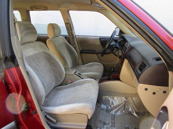 1999 Subaru S AWD - CLEAN INTERIOR - RECENTLY SMOGGED - HEATED SEATS for sale in Sacramento , CA – photo 5