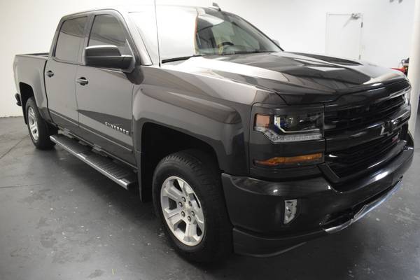 ONE OWNER, 16' SILVERADO Z71, NAV, CONSOLE, HEATED SEATS, MUCH MORE!! for sale in NORTH SPRINGFIELD, MO – photo 6